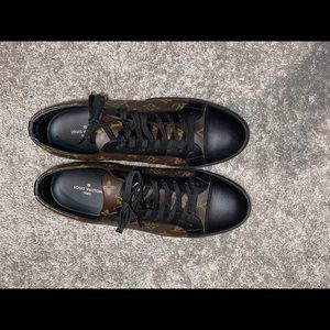 Louis Vuitton match up sneaker